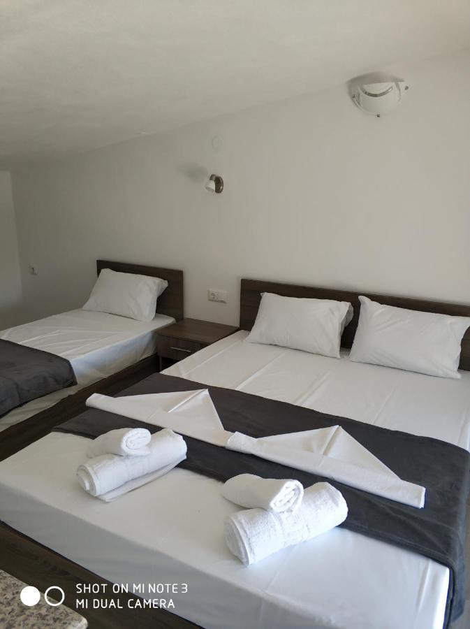Vila Rouk Villa เลปโตการายา ภายนอก รูปภาพ